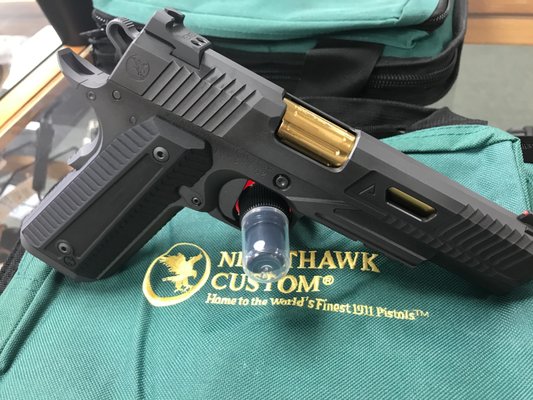 AREGO’S GUNS - Updated July 2024 - 19 Reviews - 532 Airport Rd, Hot