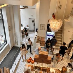 La Farine Pâtisserie et Café - View from upstairs seating area