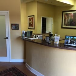 Smile Solutions - Nice waiting room.