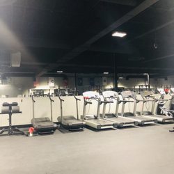 Iron Asylum Warehouse Gym - Kempsville - Only got 1 photo today but I'll be hurting tomorrow!