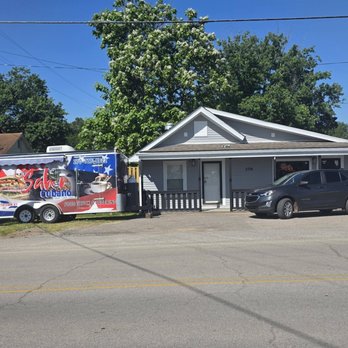 Sabor Cubano - Exterior - Cuban Near Me - Radcliff, Kentucky