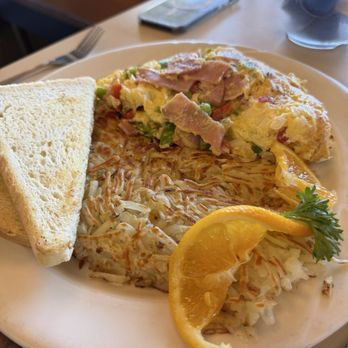 Peg's Glorified Ham N Eggs - Denver Omelette @ $16.99 - Breakfast & Brunch Near Me - Carson City, Nevada