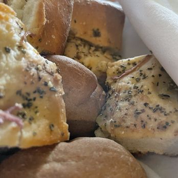 Bella’s Bistro - Seafood Near Me - Simi Valley, California