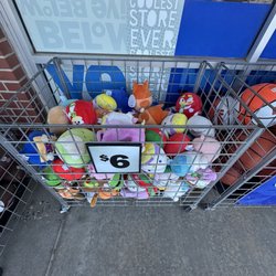 Five Below