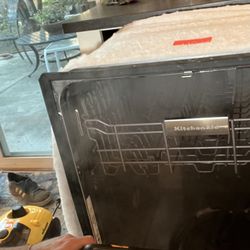 Dishwashers deep cleaning
