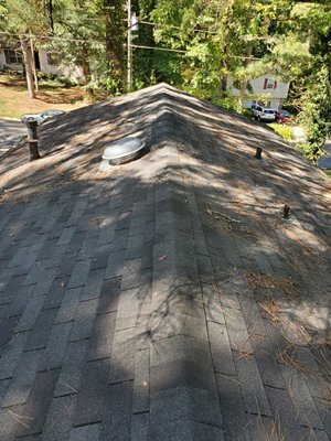 Rashids Roofing Logo