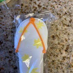 Sweet Cheeks Bakery - Flip flop cookie