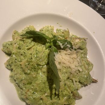Urbano Cafe - Chicken pesto - Italian Near Me - Dallas, Texas Urbano Cafe - Chicken pesto - Italian Near Me - Dallas, Texas