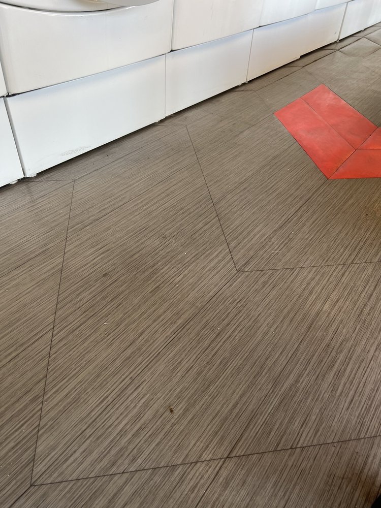 OTOWN LAUNDRY HUT Updated August 2024 17 Photos 1679 N Main St