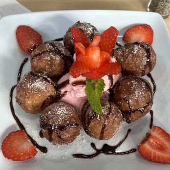 Bubu's Restaurant - Mexican Near Me - Long Beach, California