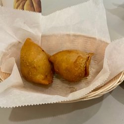 Good Luck Restaurant - Vegetable Samosas (HUGE) so good and crispy