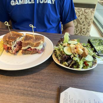 Selu Garden Café - Rueben and salad -- June 2025 - Breakfast & Brunch Near Me - Cherokee, North Carolina Selu Garden Café - Rueben and salad -- June 2025 - Breakfast & Brunch Near Me - Cherokee, North Carolina