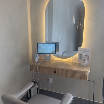 The Head Ritual - Scalp analysis chair/area - Skin Care Near Me - Walnut Creek, California The Head Ritual - Scalp analysis chair/area - Skin Care Near Me - Walnut Creek, California