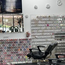 Nail Lounge