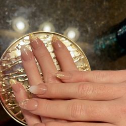 I Nails & Spa