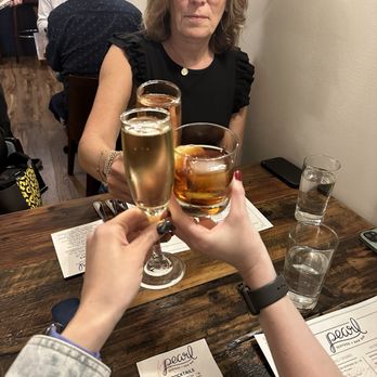 Pearl - Cocktails - Seafood Near Me - Fairhope, Alabama