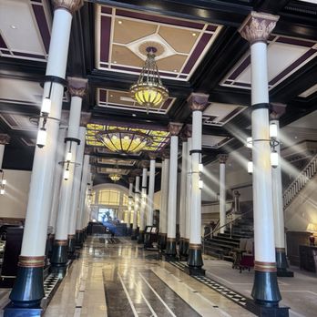 The Driskill - Lobby - Hotels Near Me - Austin, Texas The Driskill - Lobby - Hotels Near Me - Austin, Texas