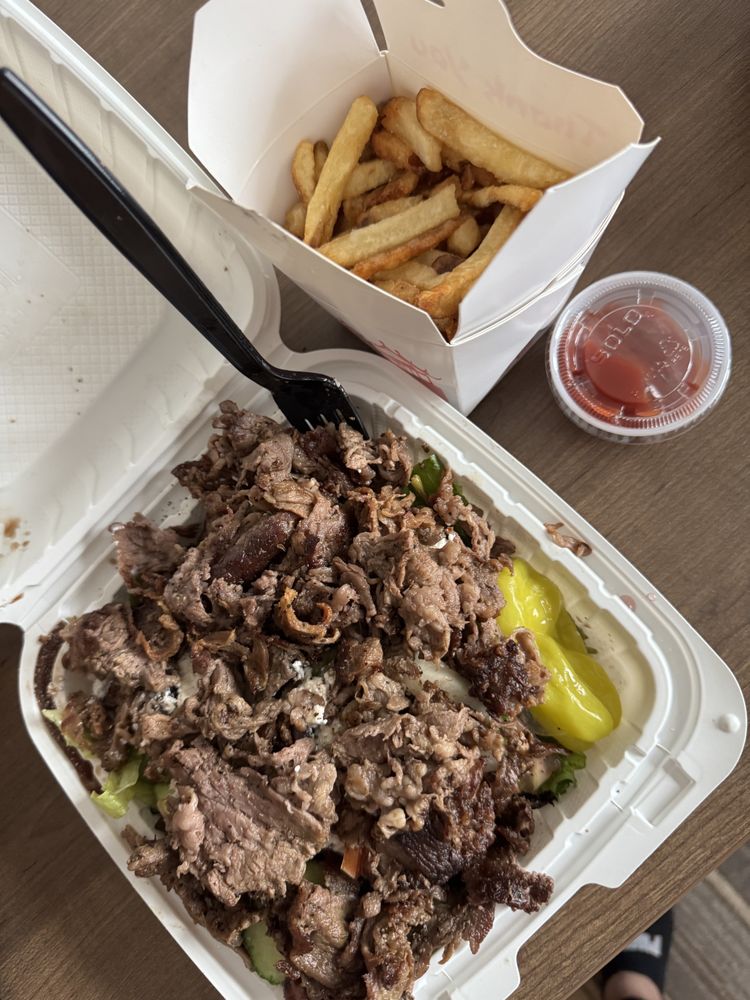 Spiro's Gyros & Deli