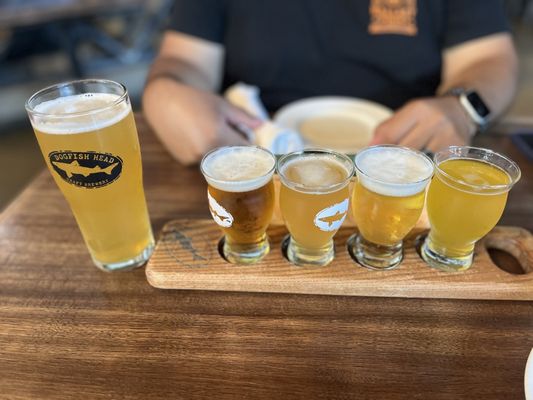 Dogfish Head Brewings & Eats by null