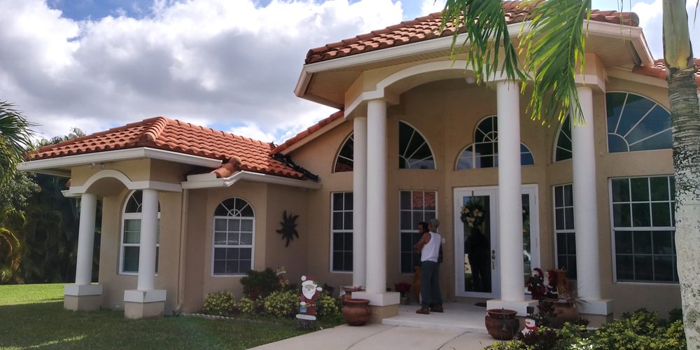 Slide of Prestige Roofwindoors