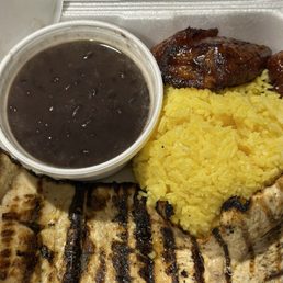 Combo #7 Chicken w/ yellow rice, black bean, & plantains Combo #7 Chicken w/ yellow rice, black bean, & plantains