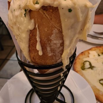 Amano - Fat Baby's Fettuccine Alfredo with chicken - Pizza Near Me - Las Vegas, Nevada Amano - Fat Baby's Fettuccine Alfredo with chicken - Pizza Near Me - Las Vegas, Nevada