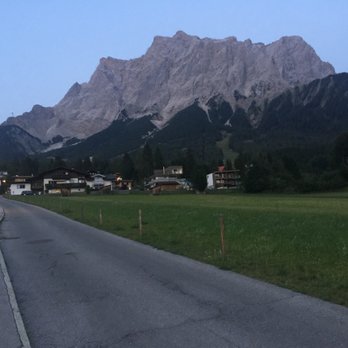 Appartements Sonnblick - first building on left - Vacation Rentals Near Me - Ehrwald, 7