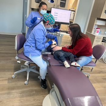 Little Cloud Pediatric Dentistry - Exam with Dr Rachel - Pediatric Dentists Near Me - Lafayette, California Little Cloud Pediatric Dentistry - Exam with Dr Rachel - Pediatric Dentists Near Me - Lafayette, California