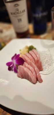 Raw Sushi Bistro by null