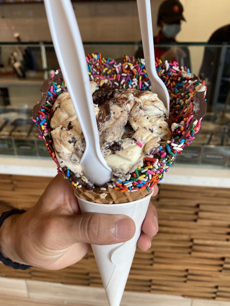 COLD STONE CREAMERY Updated September 2024 69 Photos & 50 Reviews