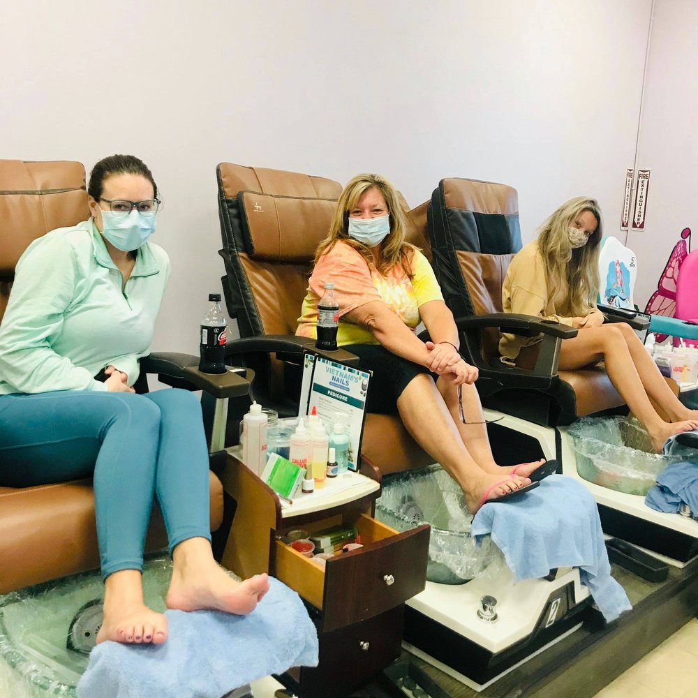 VIETNAM’S NAILS Updated April 2024 86 Great Teays Blvd, Scott Depot