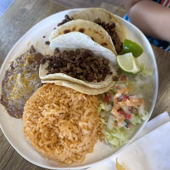 Taqueria El Primo - 2 taco plate - Mexican Near Me - Redding, California Taqueria El Primo - 2 taco plate - Mexican Near Me - Redding, California