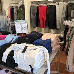 Banana Republic Factory Store
