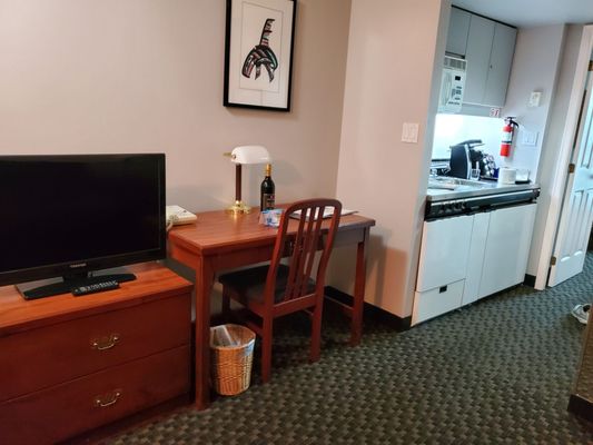 Rosedale on Robson Suite Hotel by null
