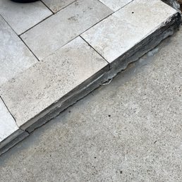 Cracked titles, it's just pushed in by me. You can see the edges are not sealed in properly. Cracked titles, it's just pushed in by me. You can see the edges are not sealed in properly.