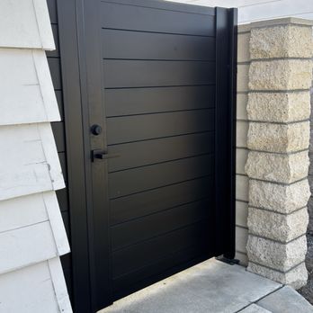Globus Gates - 70/30 Aluminum Gate - Garage Door Services Near Me - North Hills, California