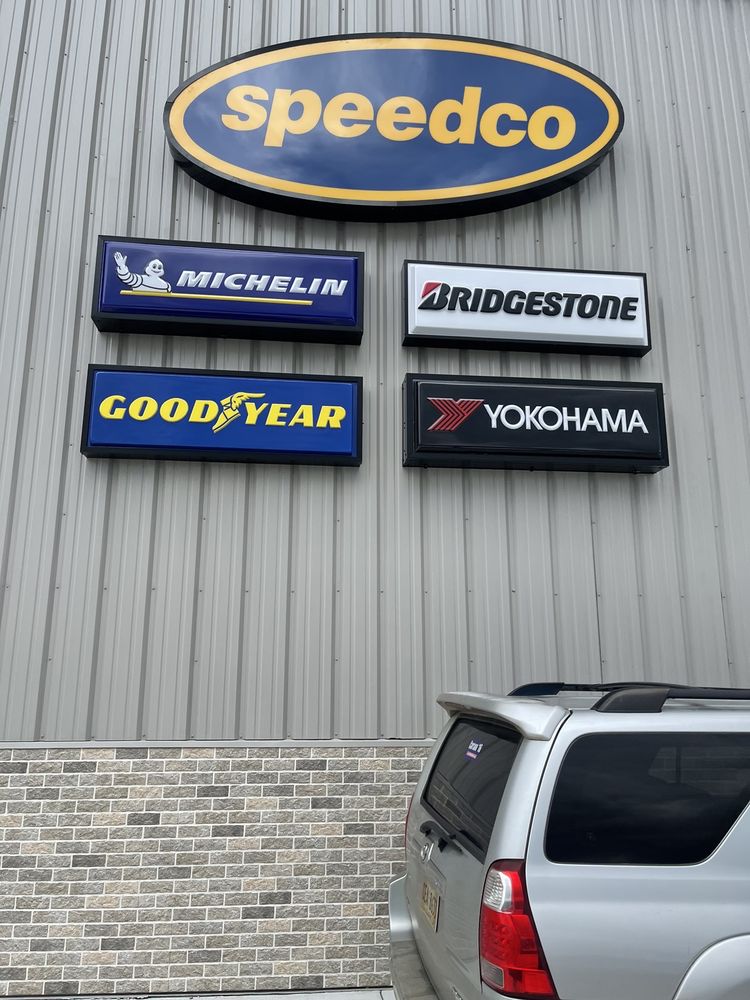 LOVE’S TRAVEL STOP Updated June 2024 21 Photos 182 Claiborne Rd