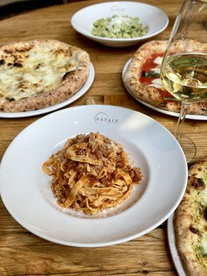 La Pizza & La Pasta by null