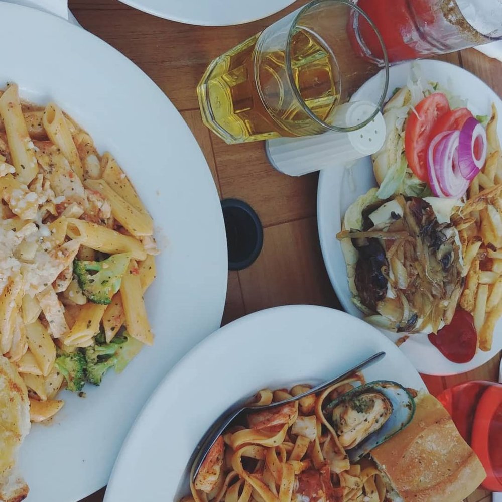 Jake's On Main - Burger, Lobster pasta., seafood pasta, chicken penne - Pubs Near Me - Unionville, Ontario