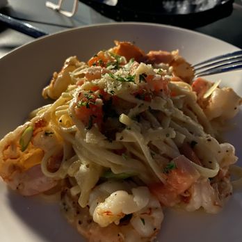 The Darling Hotel - Shrimp scampi - Hotels Near Me - Visalia, California The Darling Hotel - Shrimp scampi - Hotels Near Me - Visalia, California