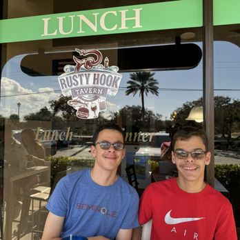 RUSTY HOOK TAVERN - Updated April 2026 - 16 Photos & 27 Reviews - 805 ...