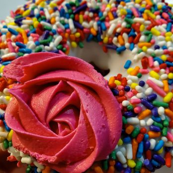 DG Doughnuts - Sprinkles - Bakeries Near Me - Ocoee, Florida DG Doughnuts - Sprinkles - Bakeries Near Me - Ocoee, Florida