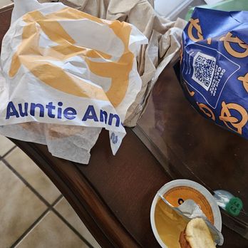 Auntie Anne's - Pretzel and cheese dip - Pretzels Near Me - Valencia, California