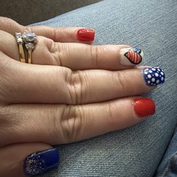 Thanks to Trang for doing another great job with my nails! I did dip and then she added the designs after. I would highly recommend her! Thanks to Trang for doing another great job with my nails! I did dip and then she added the designs after. I would highly recommend her!