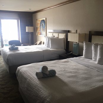 Best Western Plus Island Palms Hotel & Marina - Comfy beds - San Diego, CA