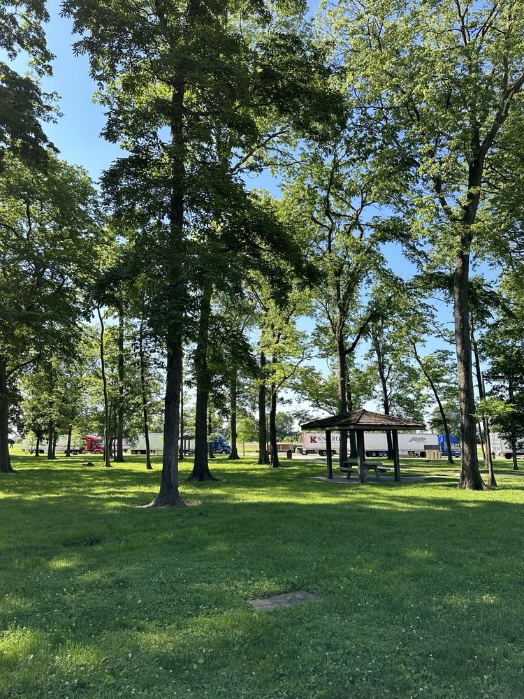 GATEWAY REST AREA Updated October 2024 I64 Eastbound, MM 25