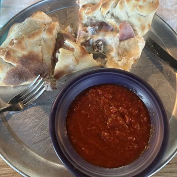 Paparazzi Pizza - Papparazzi calzone - Pizza Near Me - Carrollton, Texas