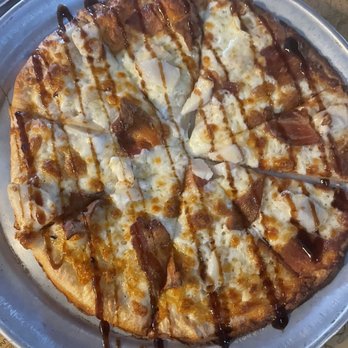 The Pickled Wrinkle - Scallop, bacon, balsamic flatbread - Pubs Near Me - Birch Harbor, Maine