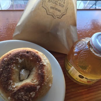 Wise Sons - Salt & Pepper toasted bagel with chive cream cheese. Coffee cake muffin. - Breakfast & Brunch Near Me - Oakland, California Wise Sons - Salt & Pepper toasted bagel with chive cream cheese. Coffee cake muffin. - Breakfast & Brunch Near Me - Oakland, California