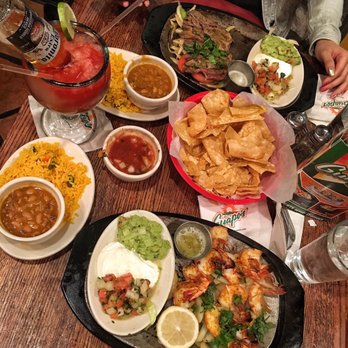 Guapo's Cocina & Bar - the spread // steak & shrimp fajitas - Mexican Near Me - Washington, DC, District of Columbia Guapo's Cocina & Bar - the spread // steak & shrimp fajitas - Mexican Near Me - Washington, DC, District of Columbia